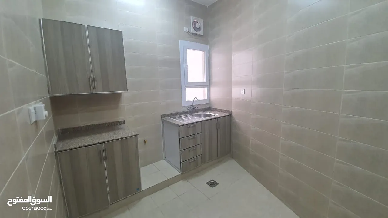 شقق بمبنى جديد الوطية للايجار New flat for rent in Wattaya