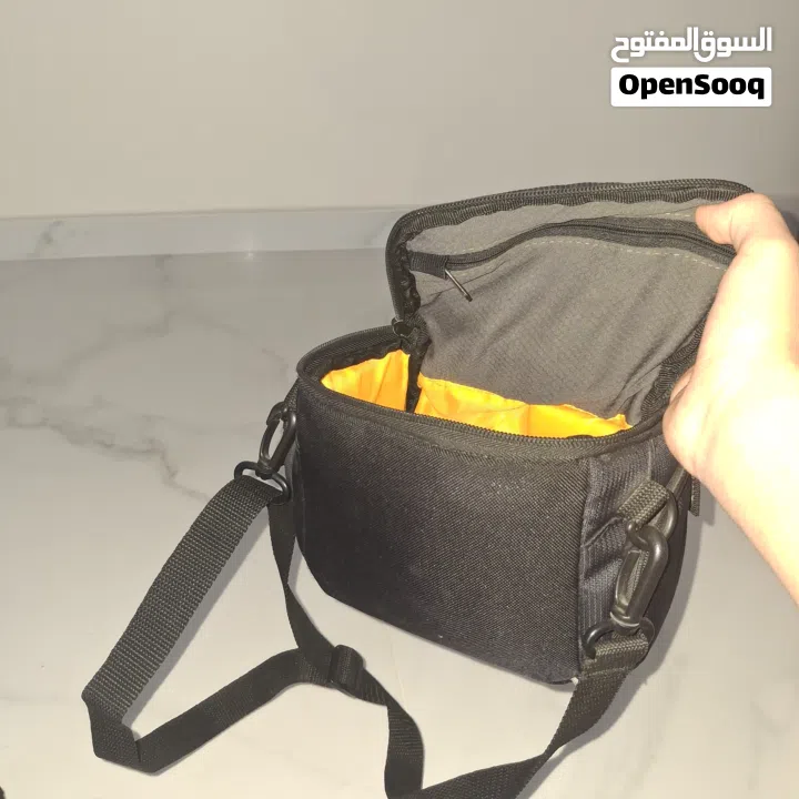 Canon camera used but in new condition كامرا كنون مستعمل لكن في حاله جديده