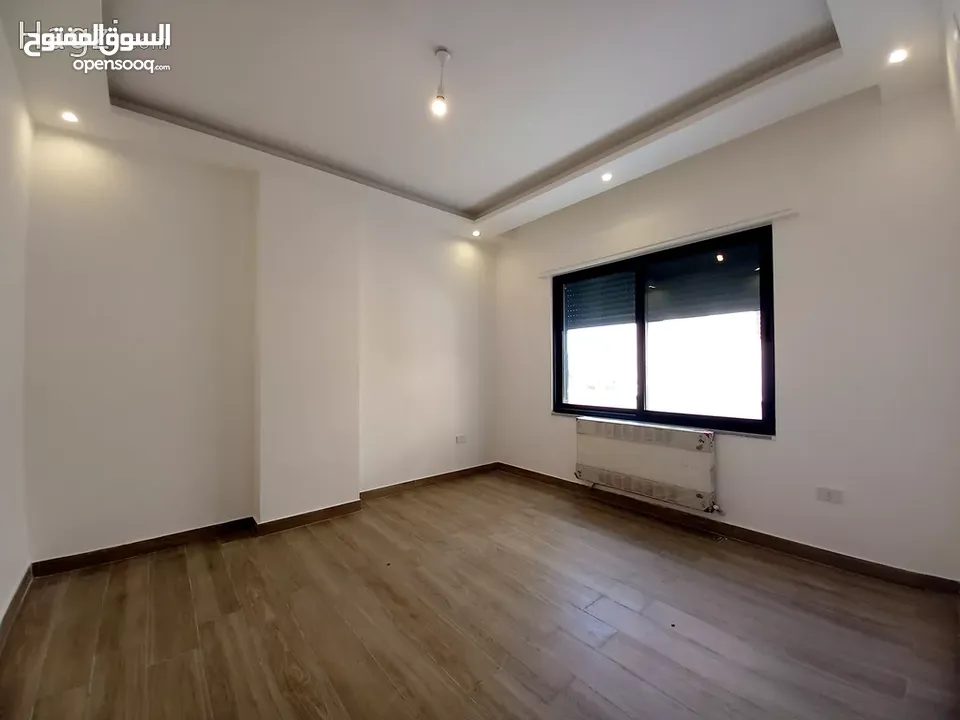 شقة فاخره للبيع في دير غبار  ( Property ID : 33016 )