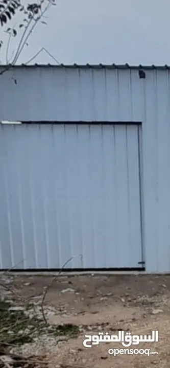 بركس لإيجار قرب شارع واصل جميع خدمات