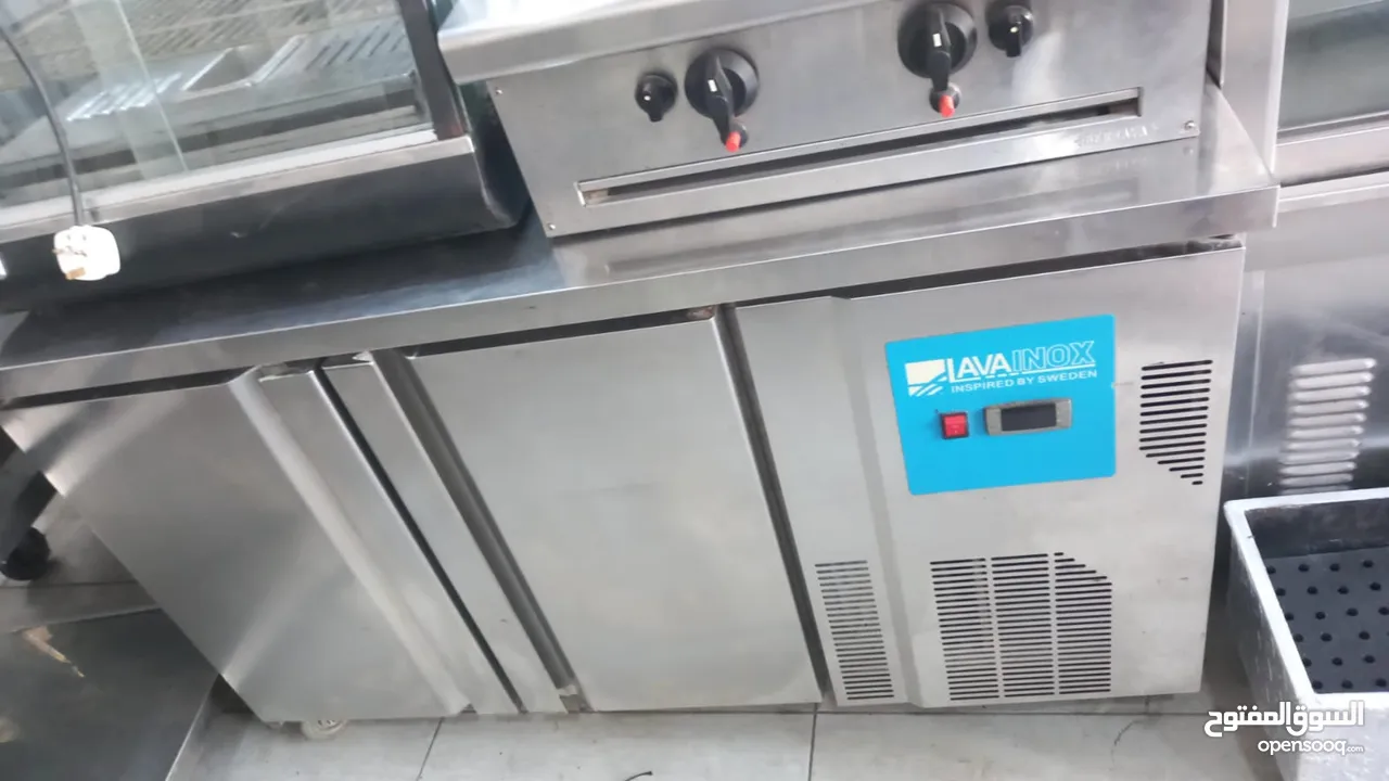 معدات مطاعم ومخابز