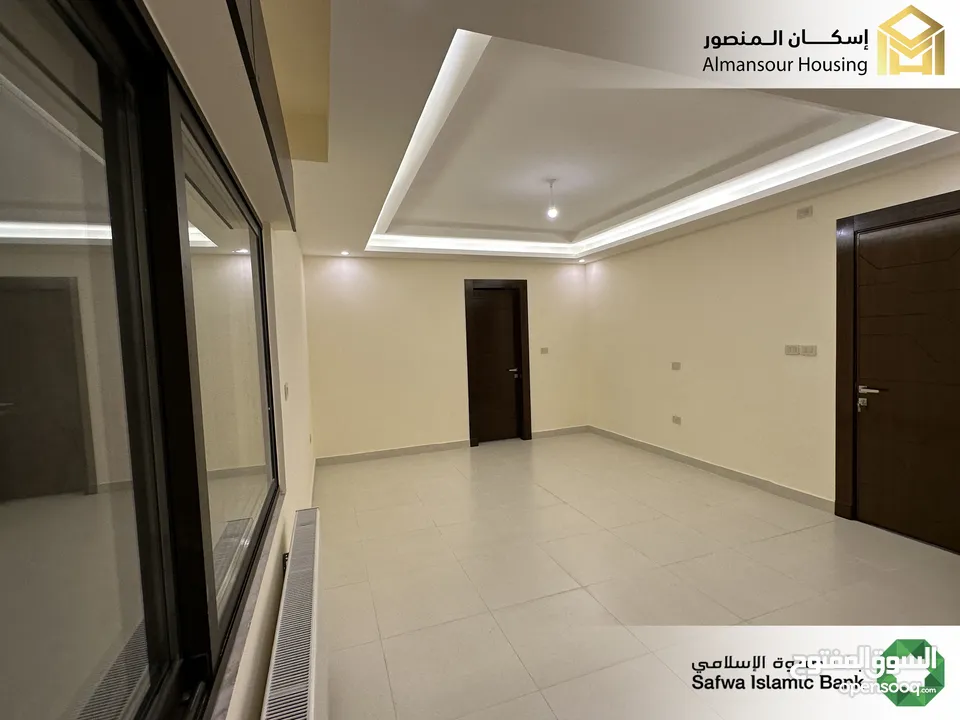 شقة ارضي معلق 190م2 يسار فاخرة للبيع في منطقة مكة مول/ مشروع مكة مول 5 (1/2) ( إسكان المنصور )