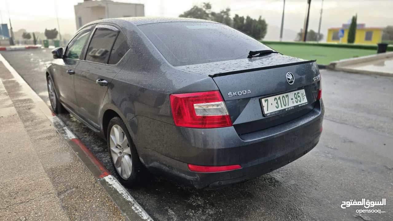 سكودا اوكتافيا 2106 رخصه بنزين اوتومات