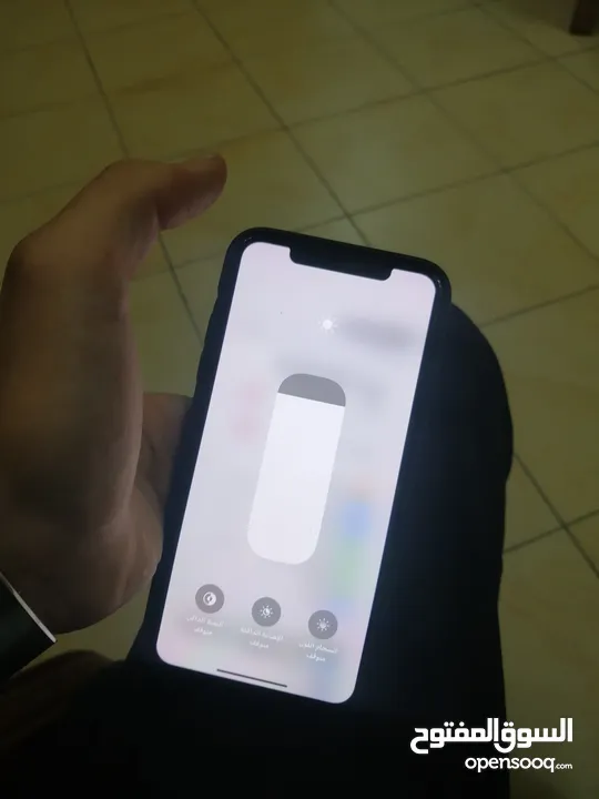 11برو ماكس قابل لتفاوض