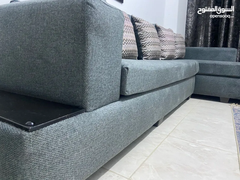 أطقم كنب وكورنرات خشب سويد ثقيل جدا اسفنج دانلوب والضهر هولو طبي الارضيات كوشوك متينه