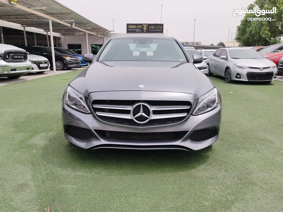 Mersdese Benz C300 model 2017 full option banuramic