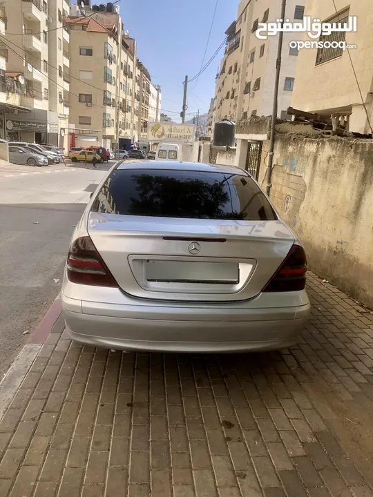 مرسيدس c220 اصل عمومي موديل 2006 بحالة ممتازة