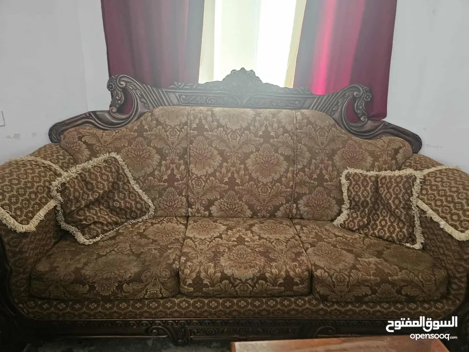 طقم صالون كلاسيكي 9 مقاعد