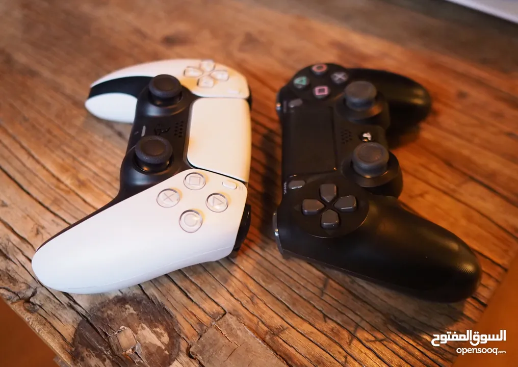 Playstation 4 / 5 / 3 Games & Controllers