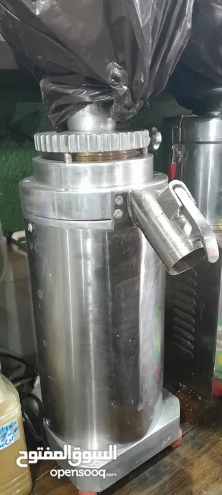 معاصر طحينيه ومعاصر سمسم وبذور ومطاحن قهوة