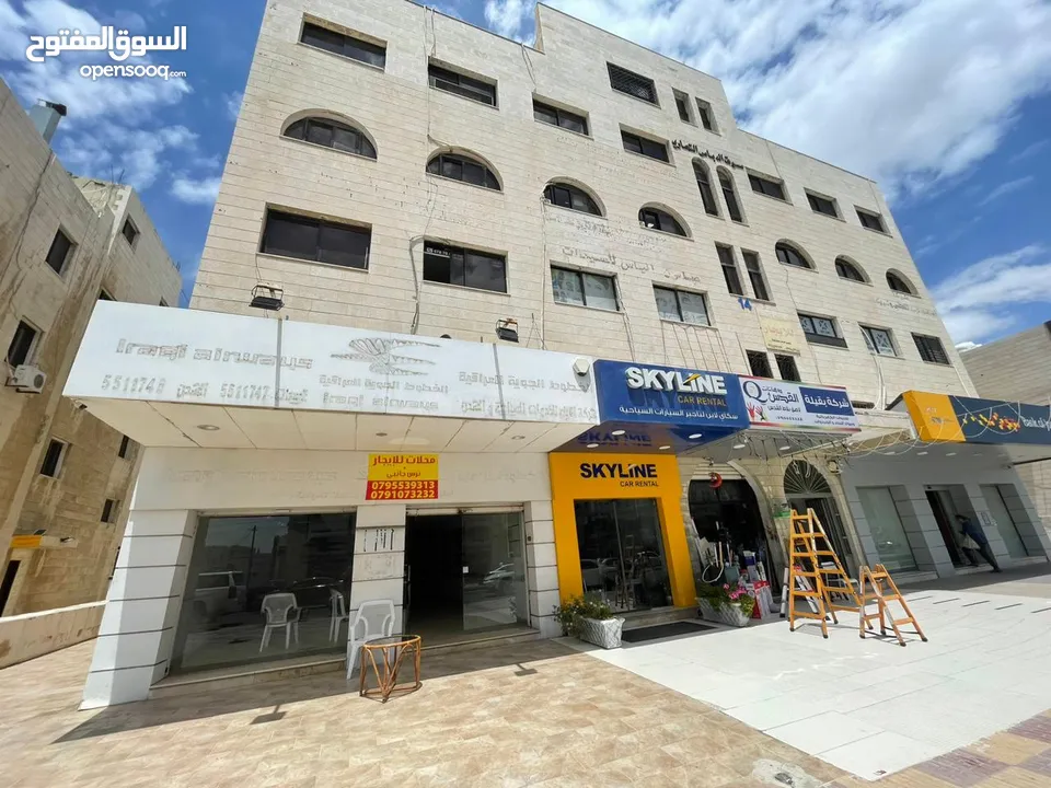 مكاتب مميزة جدا للايجار في موقع استراتيجي مطل على الشارع الرئيسي وحيوي