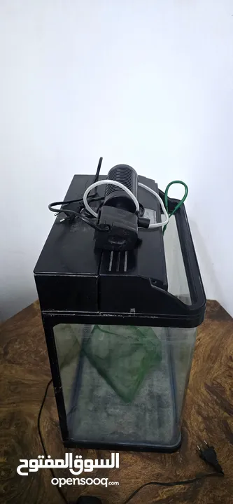 Fish Tank with water filter Used and Clean. Filter working condition..