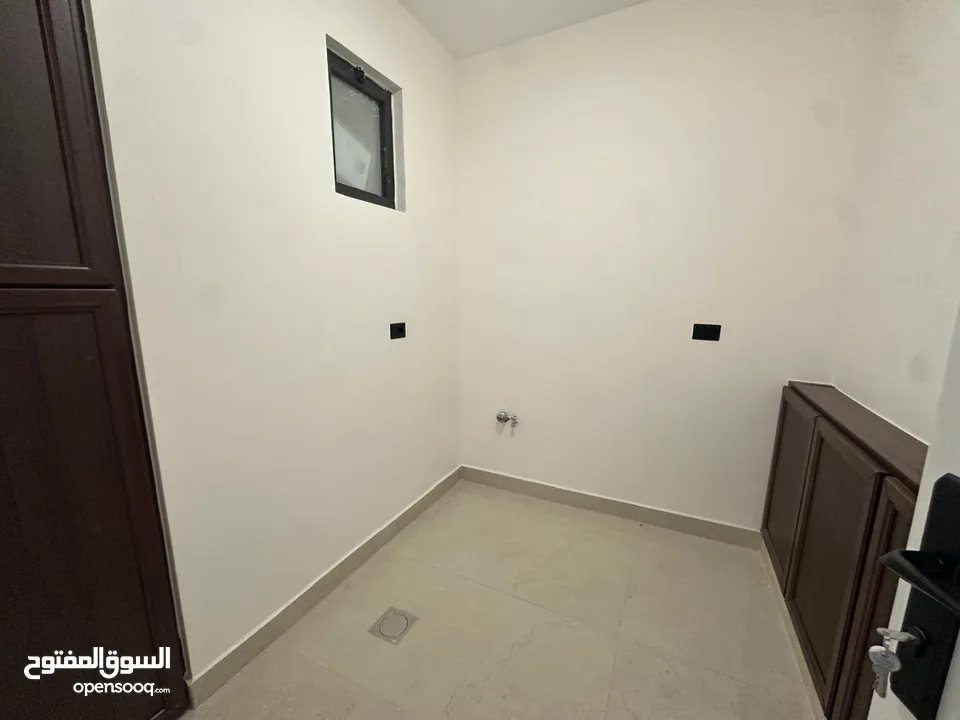 Apartment for Sale in Marj Al Hamam ( Property 43052 )-174809369