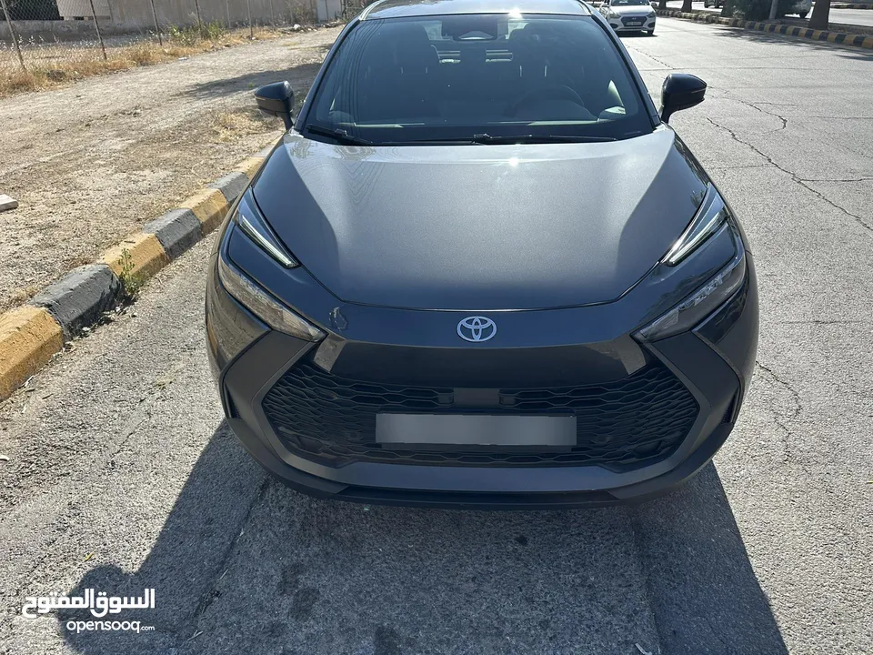 تويوتا CH-R هايبرد موديل 2024 الشكل الجديد كلياً مميزه للبيع