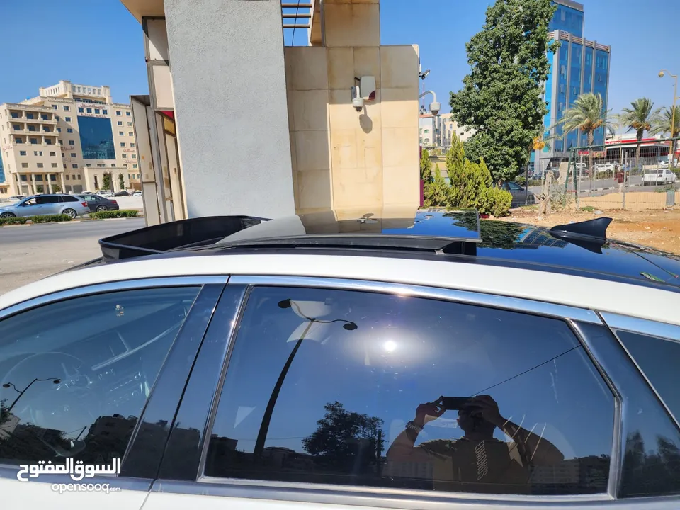 Kia Optima 2018 — لون أبيض لؤلؤي تحفة