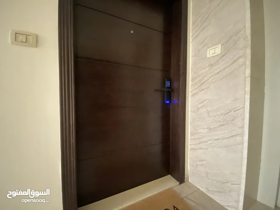 شقة فخمة مفروشة كامل للإيجار-طابق ثاني-110م-الصويفية- 3 دقايق من Swefieh village