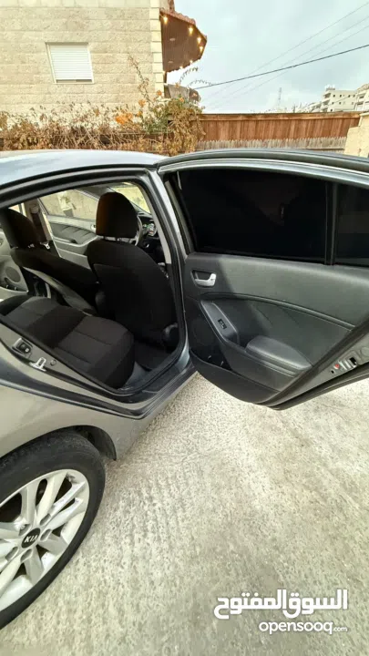 كيا سيراتو. 2017  عداد 66 الف فقط