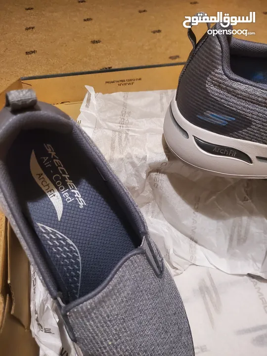 SKECHERS MEN'S GO WALK ARCH FIT .