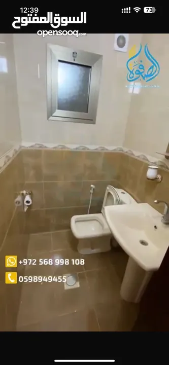 شقه مستقله من ضمن فيلا مميزة للايجار مساحع كبيرة و اطلاله مميزة مكان مميز وهادئ للسكن