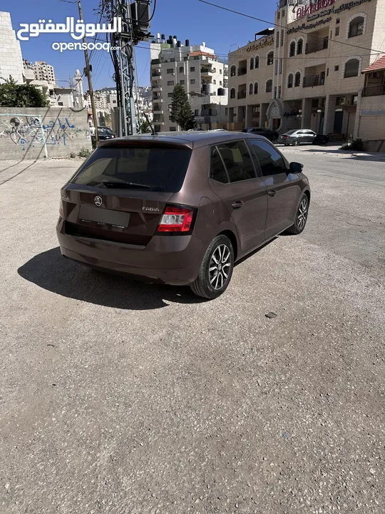 فابيا 2017 جير عادي ماطور 1200 سيارة ولا غرام بوية الله يبارك لصاحب النصيب