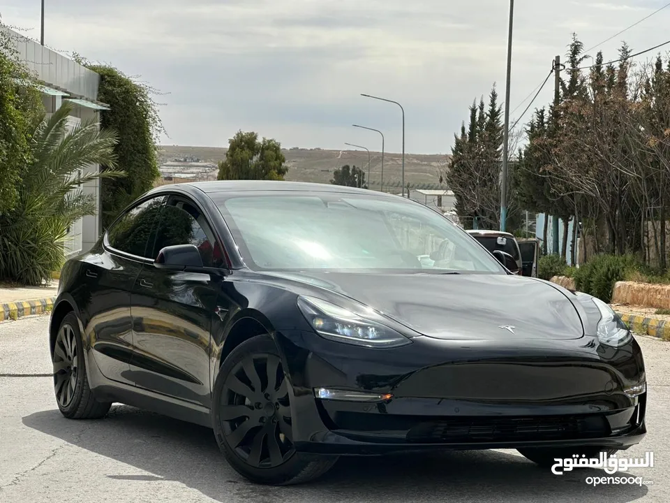 Tesla Model 3 Standard Plus 2022 تيسلا فحص كامل لون مميز بسعر مغرري
