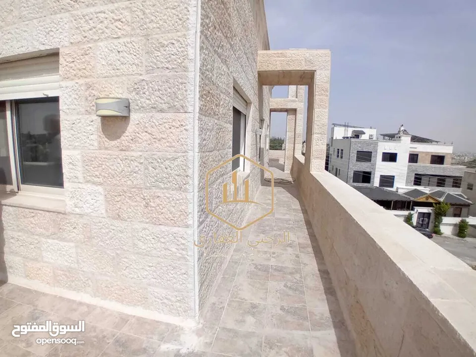 روف / للايجار / 3نوم / مطل مع ترس / دابوق