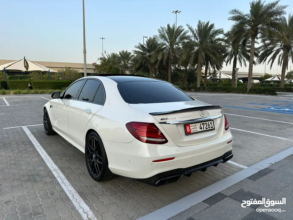 للبيع مرسيدس E63 s AMG اصلي وكالة خليجي موديل 2019 الموتر بحااالة الوكالة  (ست 6 فصوووص)