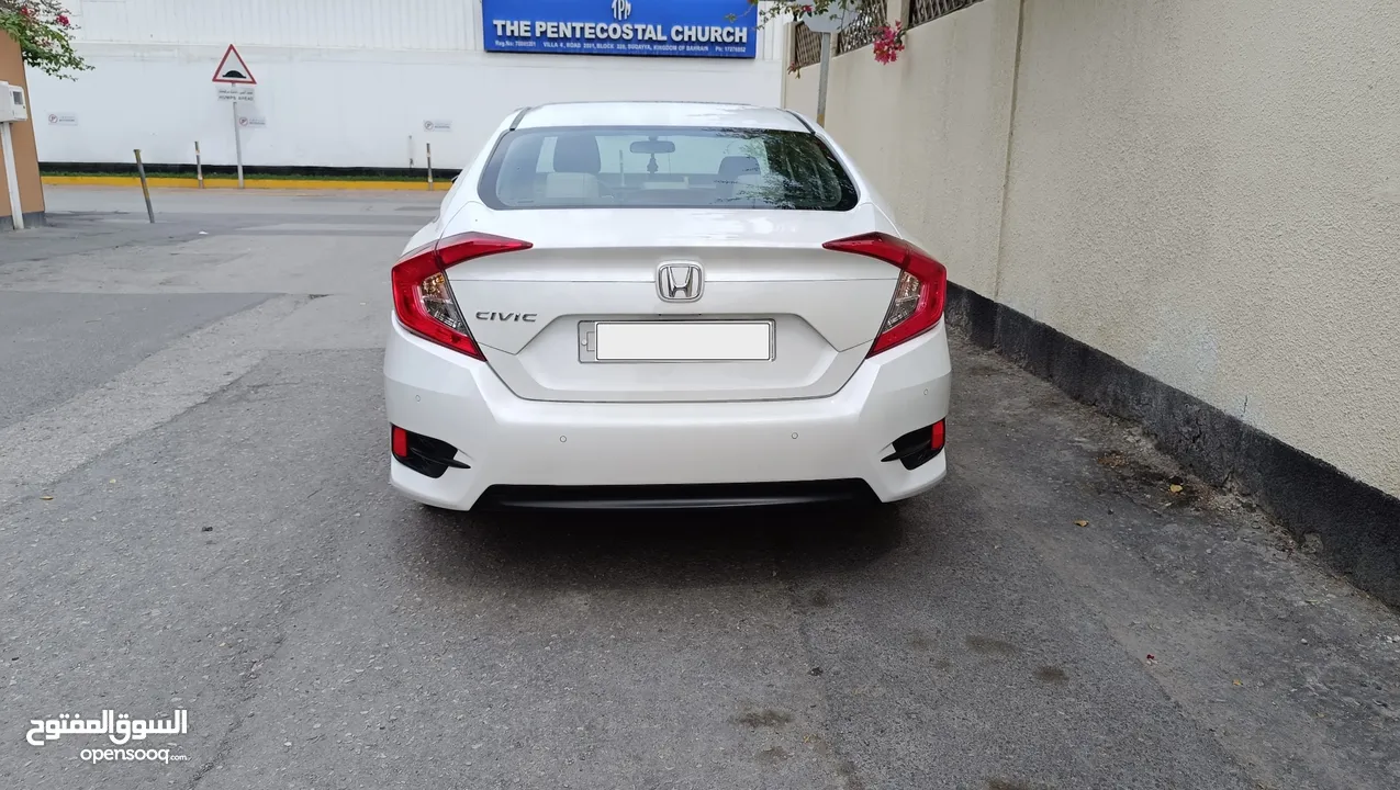 HONDA CIVIC  MODEL  2017 WELL MAINTAINED SEDAN  TYPE CAR FOR SALE URGENTLY  IN SALMANIYA