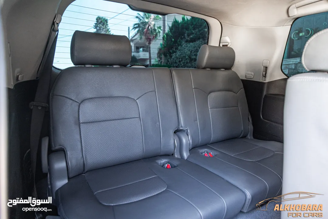 Toyota Land Cruiser Gx-r 2010 V8  السيارة مميزة جدا و قطعت مسافة 115,000 كيلو   محرك :  4700 سي سي