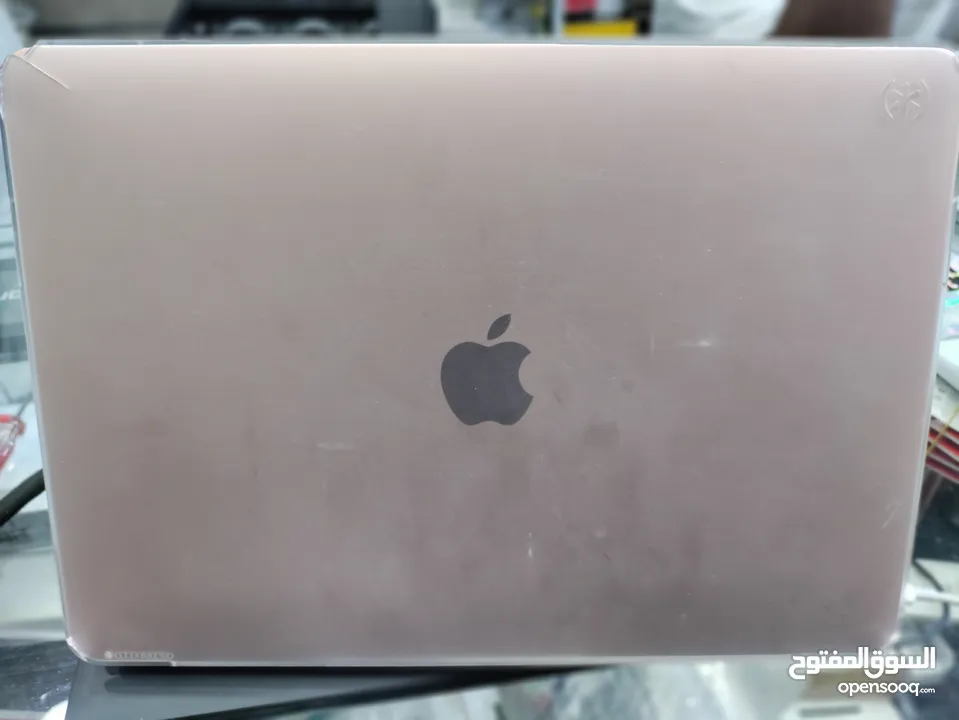 MacBook 13inch 256 GB 8gb ram graphic 1500 gold colour like new box charger everything Available