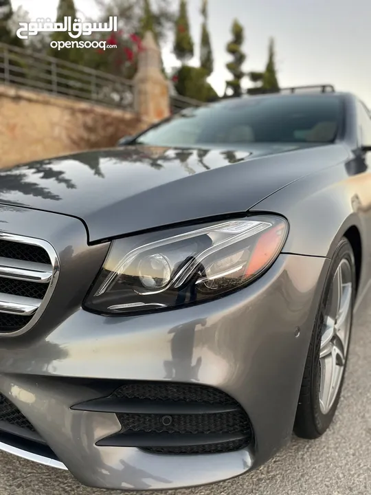 مرسيدس بنز E300 بنزين بحالة الوكالة