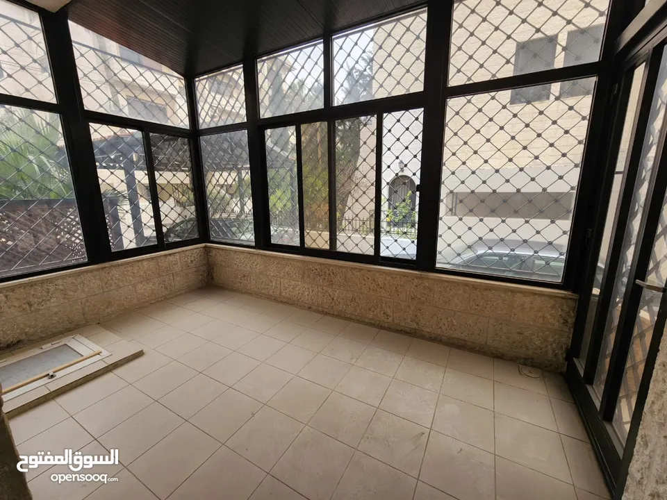 شقة أرضية طابقية للإيجار في عبدون الشمالي - ref : 14474