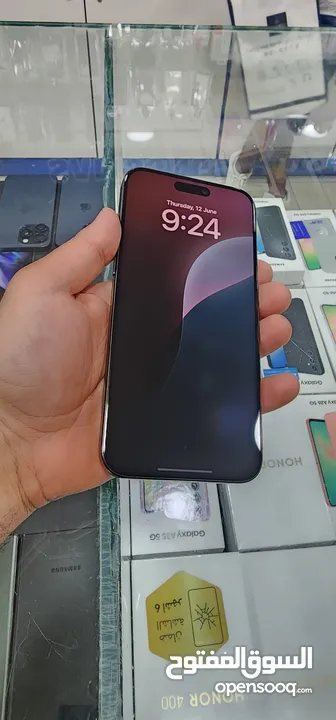iPhone 15 pro max وارد الشرق الأوسط بحالة الجديد بطارية 100%