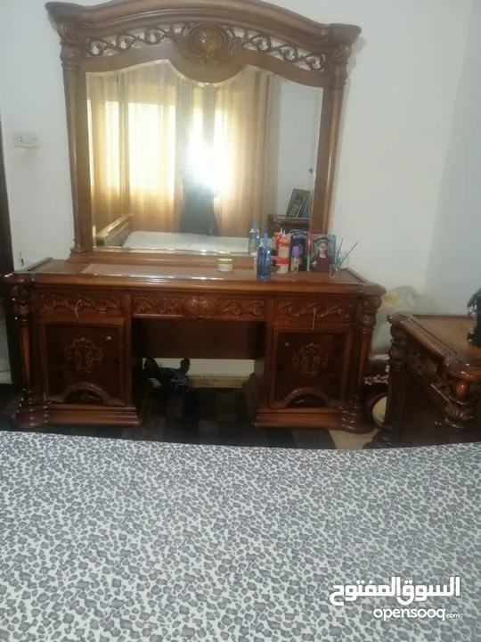 غرفة نوم للعرسان