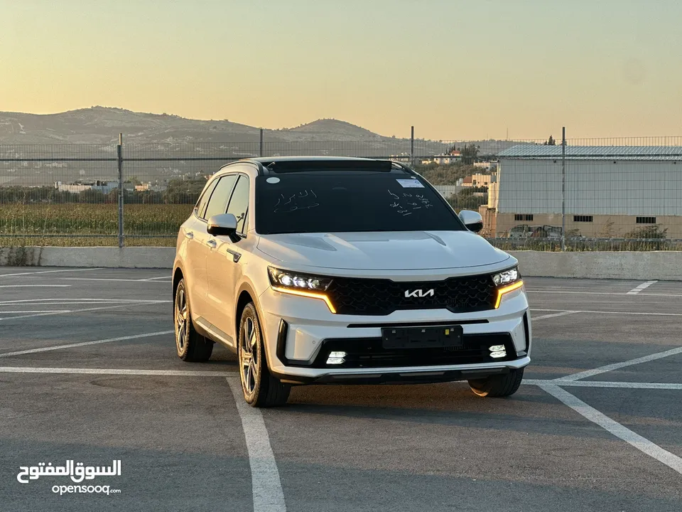 كايا سورينتو 2023 فل الفل  فتحة سقف بانوراما  4x4 ///240Hp بنزين + كهرباء  ( Haybrid) 1600cc