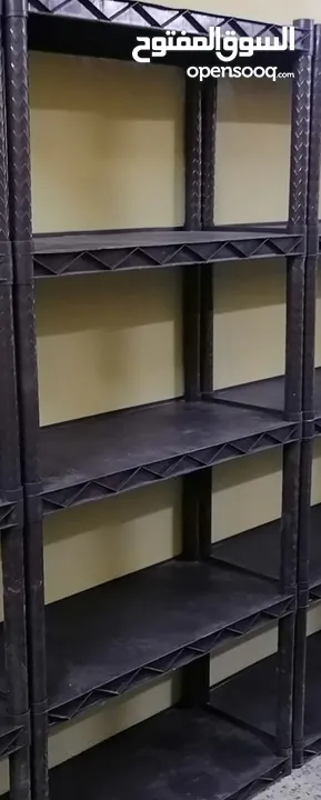 رفوف بلاستيك