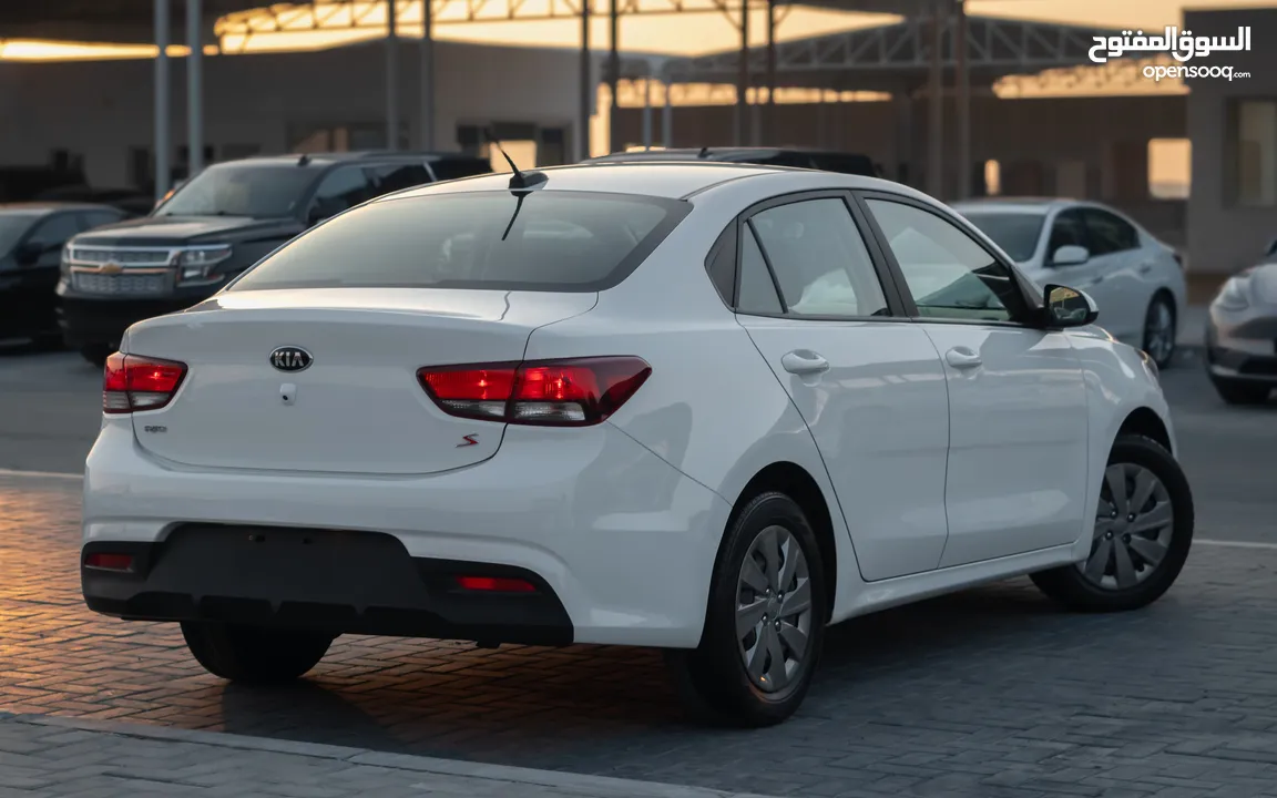 KIA RIO EX 2020