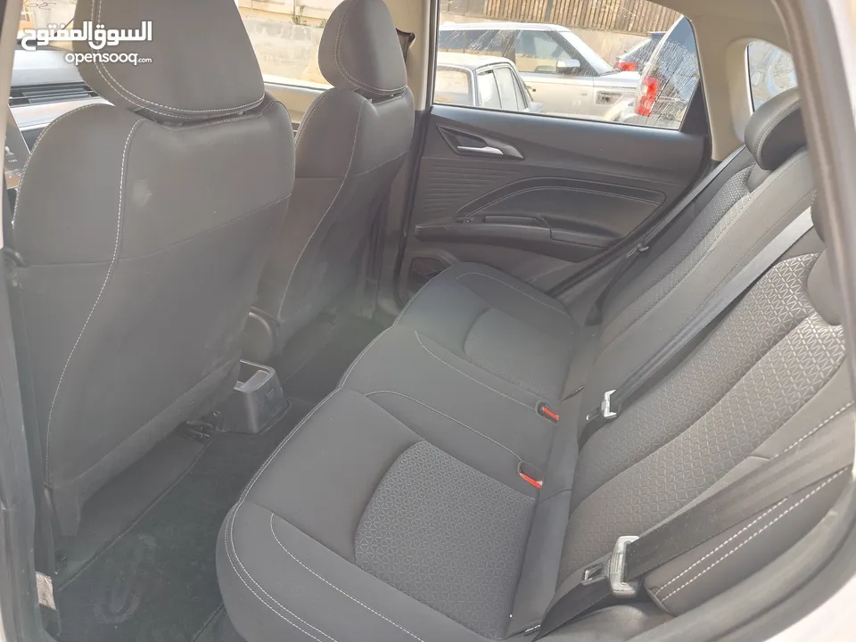 نيتا 2021 ماشية 29 الف كيلو فحص كامل حرة جديد