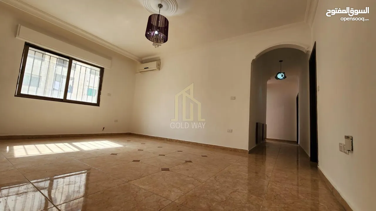 شقة للبيع 175م طابق أول بإطلالة ولا أجمل في ربوة عبدون/ ref 3064