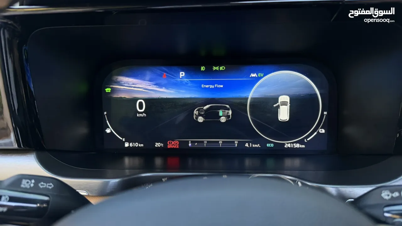 كيا سورينتو بزنز ترخيص 2022 محرك 1600 هايبرد جير أوتوماتيك 240 حصان دفع 4×4