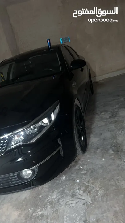 Kia k5 للبيع بلون اسود مميز وفحص مميز ، يد اولى!
