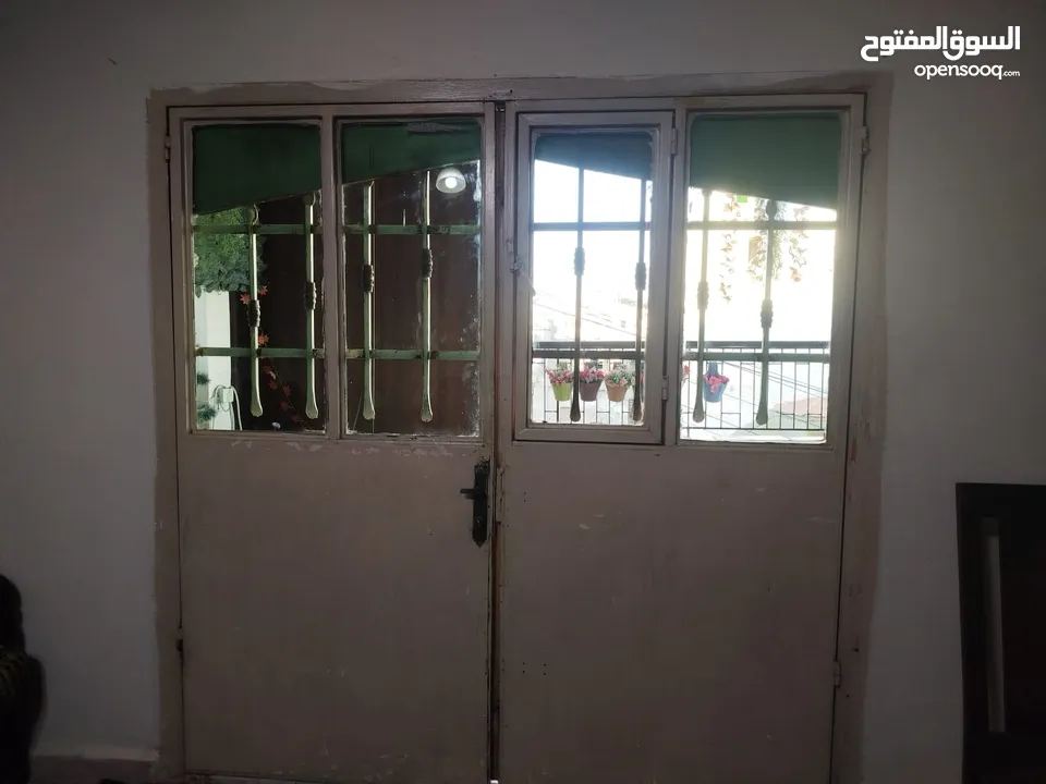 باب حديد ثقيل للبيع بسعر مغري
