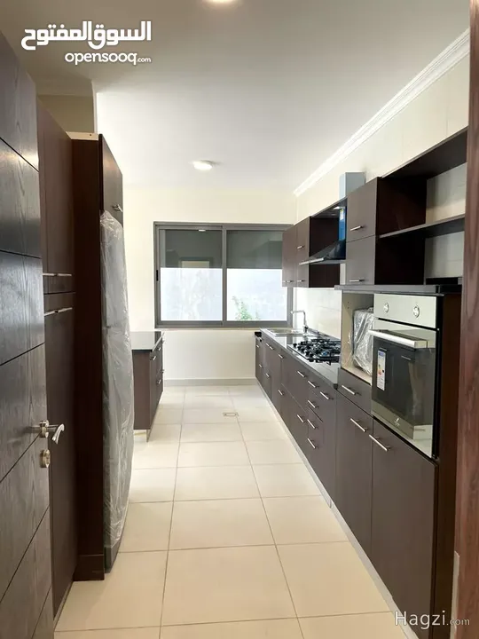 شقة غير مفروشة للايجار في الدوار الرابع  ( Property 33668 ) سنوي فقط