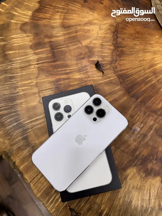 iPhone 13 pro 256gb white