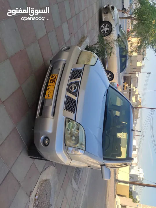 nissan x-trall model 2005 color cilver  contact  number amerat,muscat