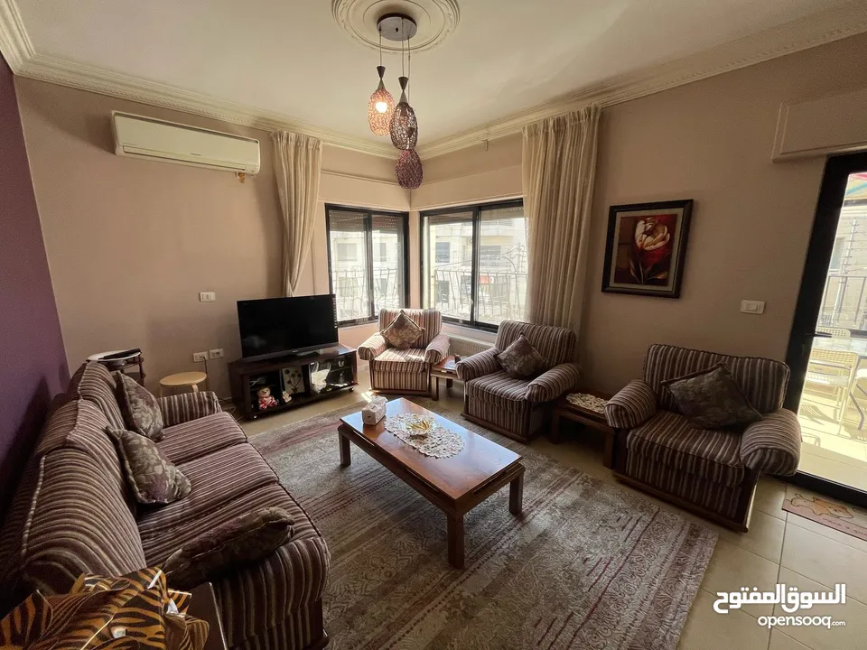 شقة 2 نوم مفروشة للايجار ( Property 42128 )-174962660