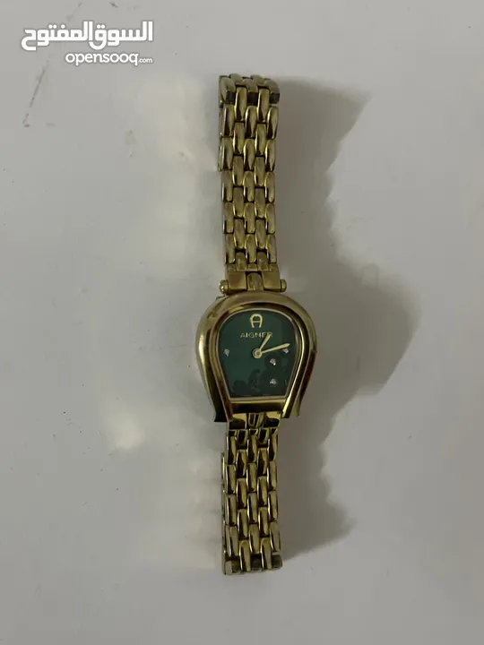 ساعه اقنر ذهبيه