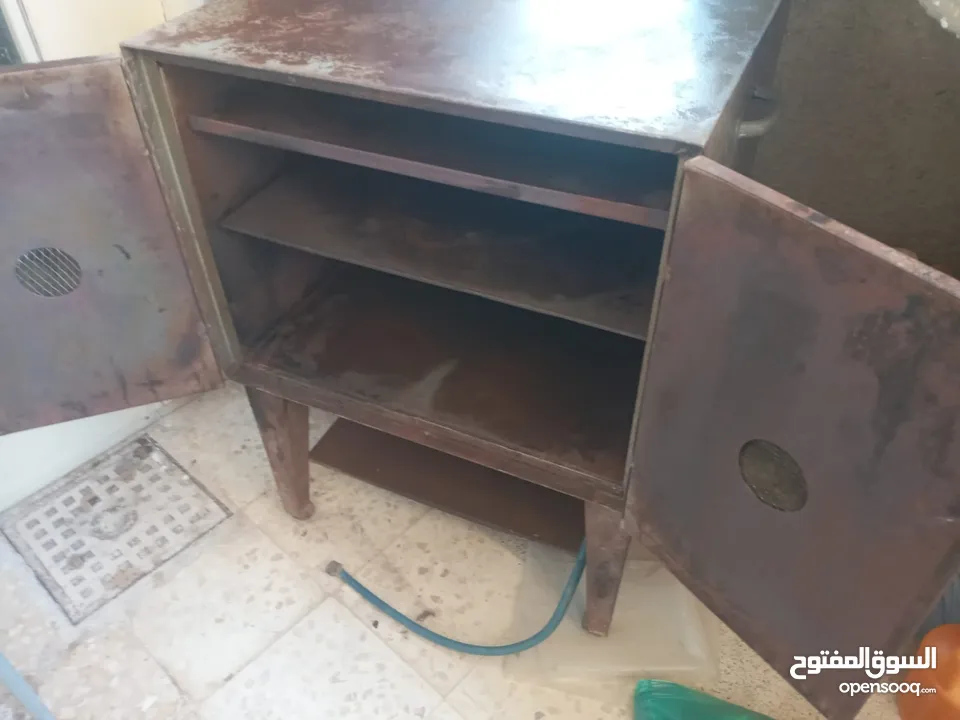 فرن قديم للبيع