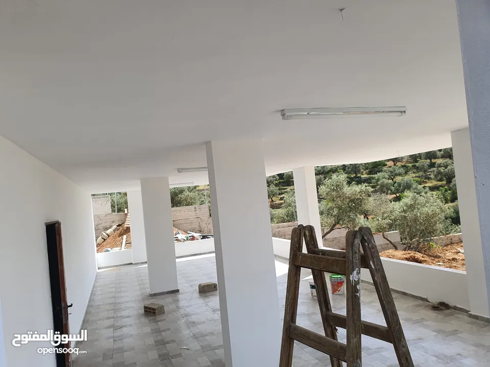 بيت جديدغير مسكون مكون من ثلاث طوابق المزرعه الغربيه