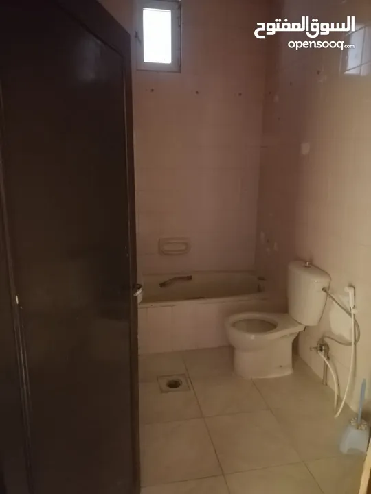 شقه غرفتين  لسكن عائلي للايجار